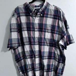 Men’s short sleeve plaid shirt